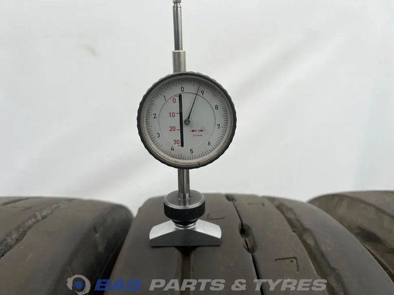 Michelin Michelin 205/65R17.5 X Multi T2 132/130 J M+S 3PMSF gebruikte set - الإطارات - شاحنة: صور 3 Michelin Michelin 205/65R17.5 X Multi T2 132/130 J M+S 3PMSF gebruikte set - الإطارات - شاحنة: صور 3