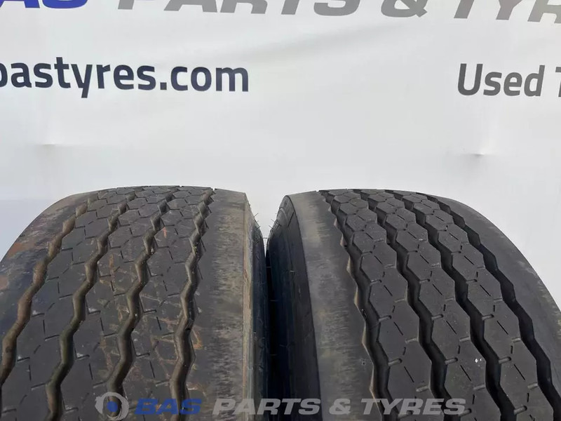 Michelin Michelin 385/65R22.5 XTE3 160 J M+S 3PMSF gebruikte set - الإطارات - شاحنة: صور 2 Michelin Michelin 385/65R22.5 XTE3 160 J M+S 3PMSF gebruikte set - الإطارات - شاحنة: صور 2