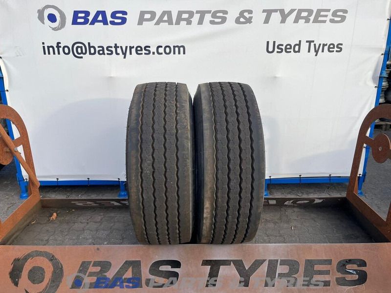 Michelin Michelin 385/65R22.5 XTE3 160 J M+S gebruikte set - الإطارات - شاحنة: صور 1 Michelin Michelin 385/65R22.5 XTE3 160 J M+S gebruikte set - الإطارات - شاحنة: صور 1