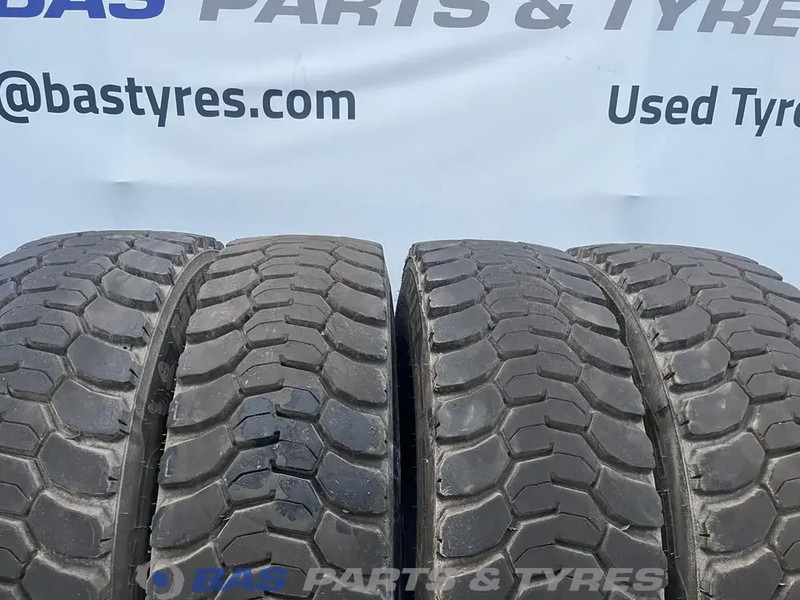 Michelin Remix Michelin Remix 315/80R22.5 X Works D 156/150 K M+S 3PMSF gebruikte set - الإطارات - شاحنة: صور 2 Michelin Remix Michelin Remix 315/80R22.5 X Works D 156/150 K M+S 3PMSF gebruikte set - الإطارات - شاحنة: صور 2