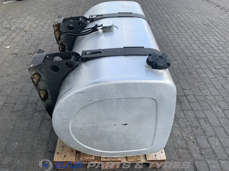 Renault Brandstoftank Renault 490 Liter G0000182 - خزان وقود - شاحنة: صور 4 Renault Brandstoftank Renault 490 Liter G0000182 - خزان وقود - شاحنة: صور 4