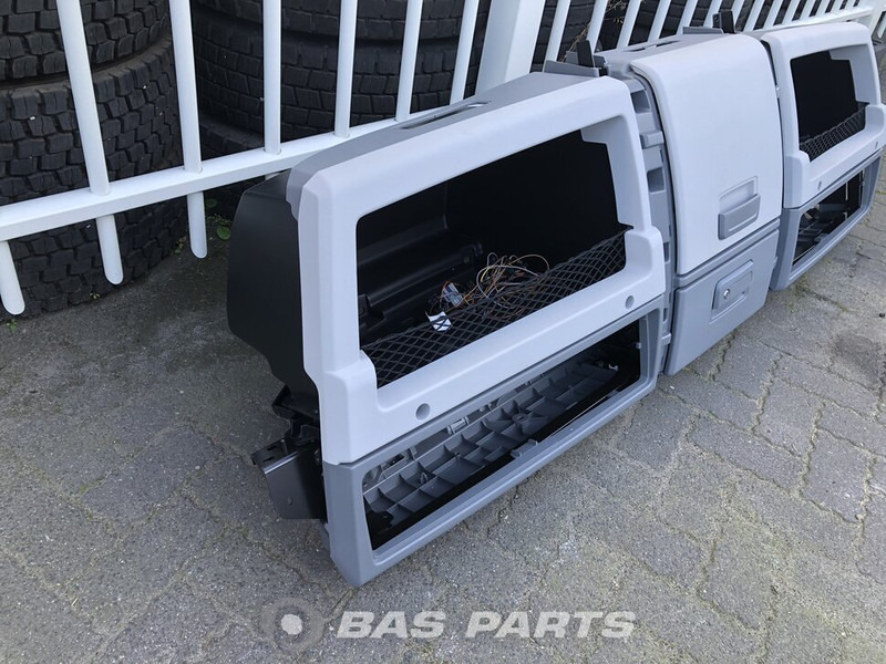 Renault PREMIUM - قطع الغيار - شاحنة: صور 3 Renault PREMIUM - قطع الغيار - شاحنة: صور 3