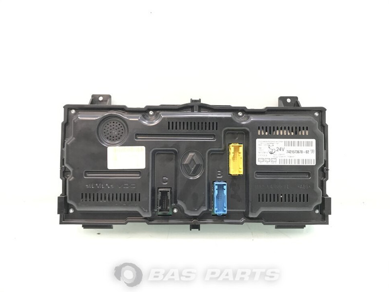 Renault Premium Euro 4-5 - لوحة القيادة - شاحنة: صور 2 Renault Premium Euro 4-5 - لوحة القيادة - شاحنة: صور 2