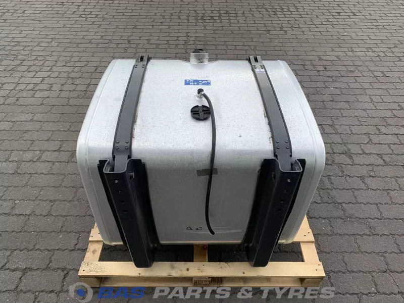 Scania Brandstoftank Scania 350 Liter 1871189 - خزان وقود - شاحنة: صور 3 Scania Brandstoftank Scania 350 Liter 1871189 - خزان وقود - شاحنة: صور 3