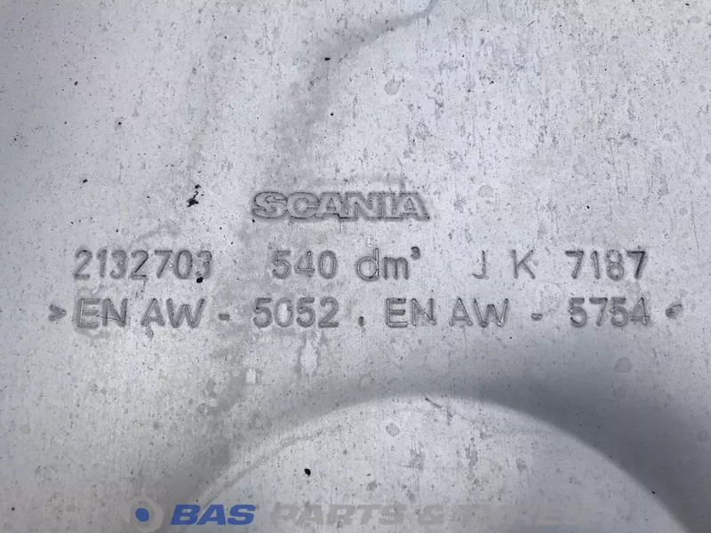 Scania Brandstoftank Scania 540 Liter 1887755 - خزان وقود - شاحنة: صور 5 Scania Brandstoftank Scania 540 Liter 1887755 - خزان وقود - شاحنة: صور 5