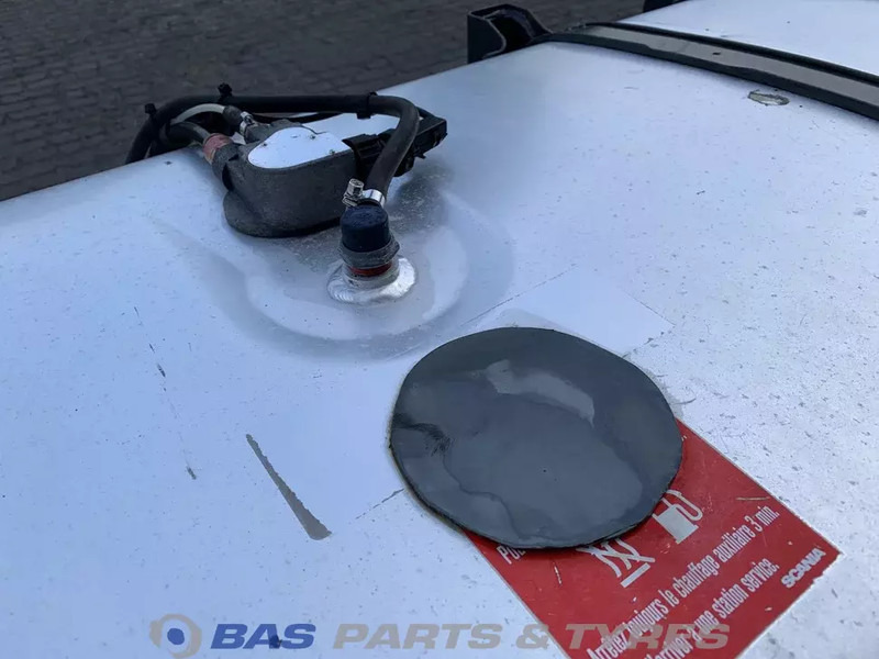 Scania Brandstoftank Scania 600 Liter 1790948 - خزان وقود - شاحنة: صور 5 Scania Brandstoftank Scania 600 Liter 1790948 - خزان وقود - شاحنة: صور 5