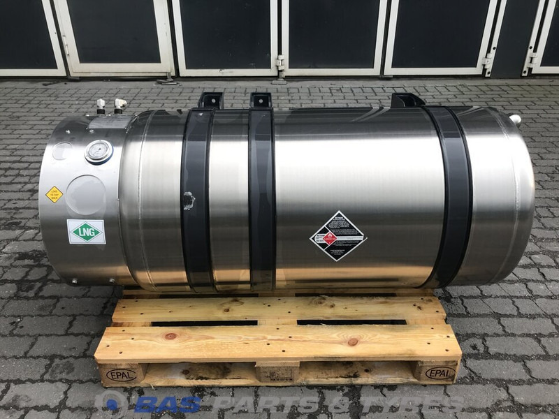 Scania LNG tank Scania 352 Liter 1776103 - خزان وقود - شاحنة: صور 1 Scania LNG tank Scania 352 Liter 1776103 - خزان وقود - شاحنة: صور 1