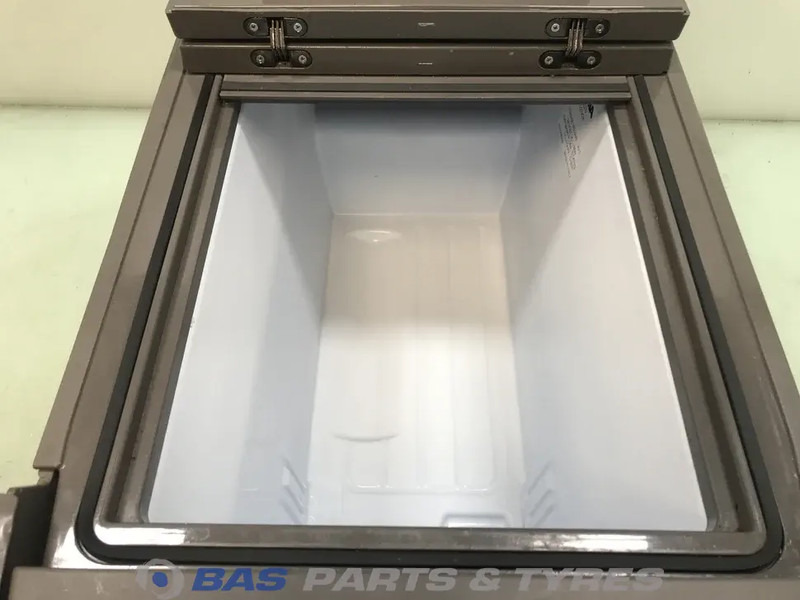 Scania S-Serie NextGen Koelkast Scania 40 Liter 2706575 - قطع الغيار - شاحنة: صور 5 Scania S-Serie NextGen Koelkast Scania 40 Liter 2706575 - قطع الغيار - شاحنة: صور 5