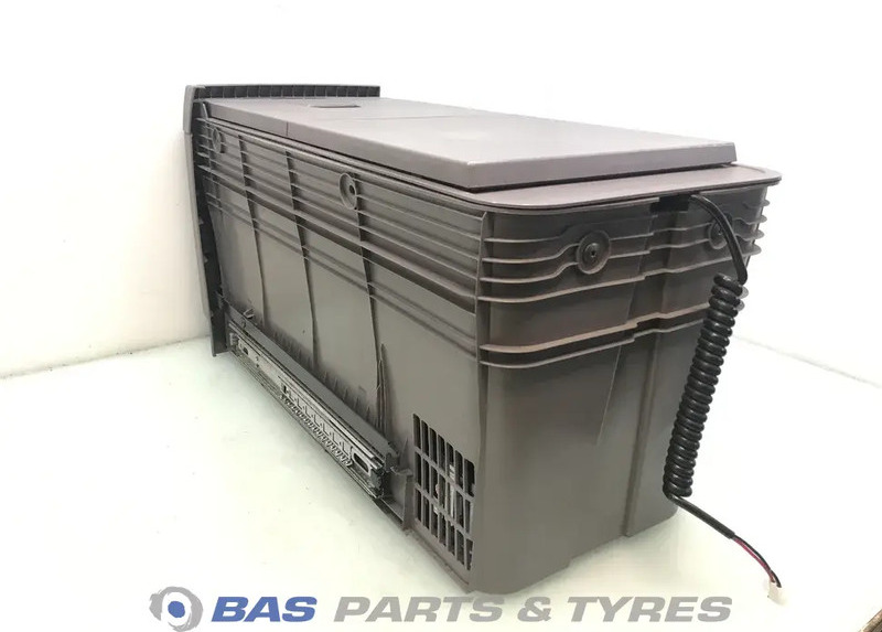 Scania S-Serie NextGen Koelkast Scania 40 Liter 2706575 - قطع الغيار - شاحنة: صور 3 Scania S-Serie NextGen Koelkast Scania 40 Liter 2706575 - قطع الغيار - شاحنة: صور 3