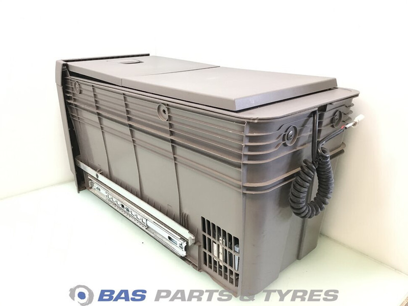 Scania S-Serie NextGen Koelkast Scania 40 Liter 2706575 - قطع الغيار - شاحنة: صور 3 Scania S-Serie NextGen Koelkast Scania 40 Liter 2706575 - قطع الغيار - شاحنة: صور 3