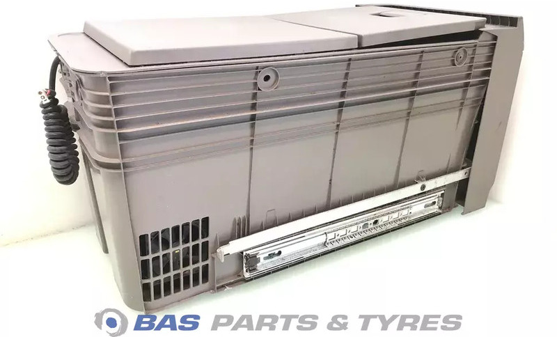 Scania S-Serie NextGen Koelkast Scania 40 Liter 2706575 - قطع الغيار - شاحنة: صور 4 Scania S-Serie NextGen Koelkast Scania 40 Liter 2706575 - قطع الغيار - شاحنة: صور 4