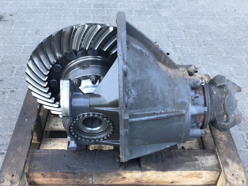 Scania  - التفاضلية والعتاد - شاحنة: صور 3 Scania  - التفاضلية والعتاد - شاحنة: صور 3