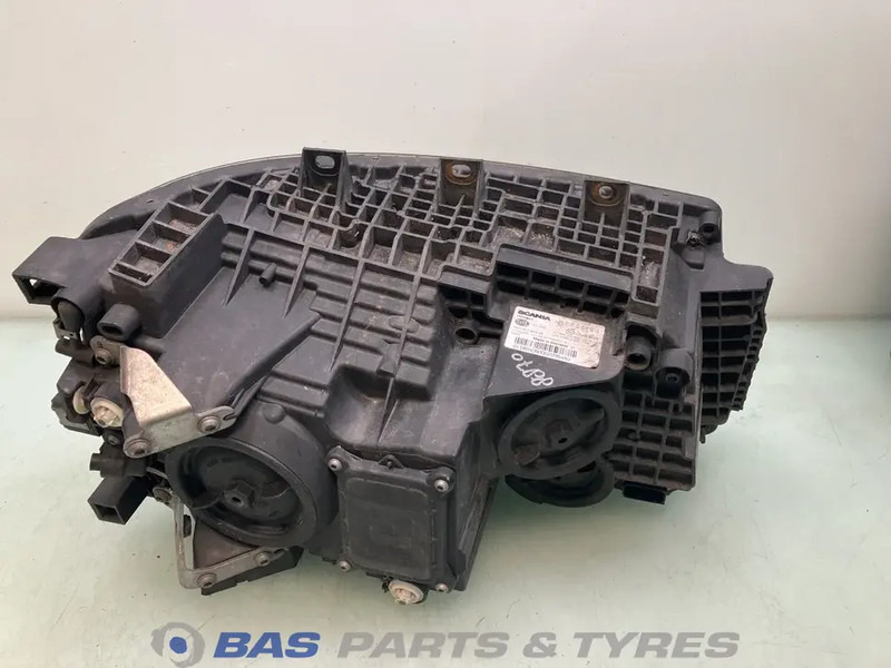 Scania  - كشافات - شاحنة: صور 2 Scania  - كشافات - شاحنة: صور 2