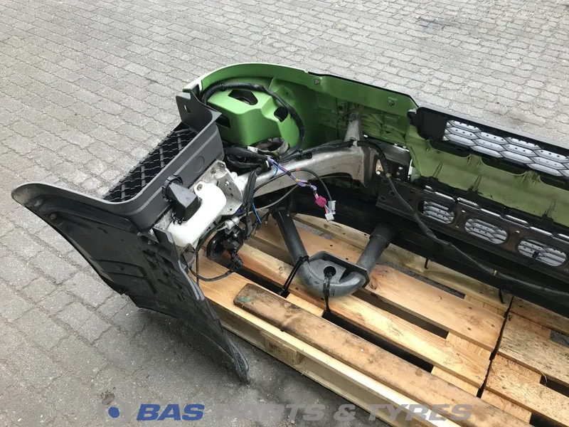 Volvo FE Euro 6 Bumper Volvo 82543887 - كأس مترعة - شاحنة: صور 4 Volvo FE Euro 6 Bumper Volvo 82543887 - كأس مترعة - شاحنة: صور 4