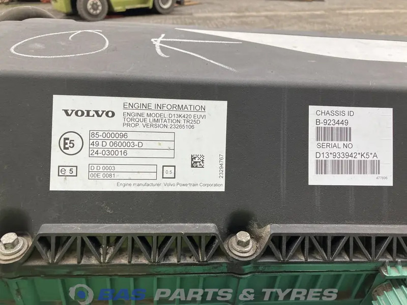 Volvo FH4 Motor Volvo D13K 420 K5 23295509 - المحرك - شاحنة: صور 5 Volvo FH4 Motor Volvo D13K 420 K5 23295509 - المحرك - شاحنة: صور 5