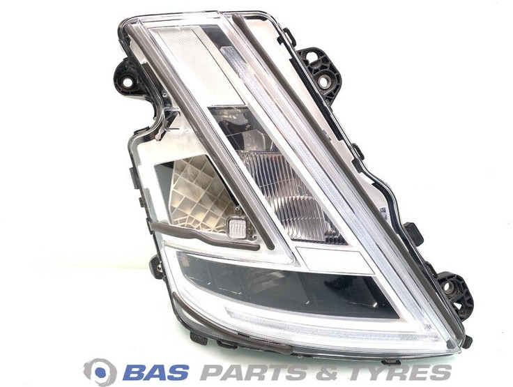 Volvo FH4B - كشافات - شاحنة: صور 1 Volvo FH4B - كشافات - شاحنة: صور 1