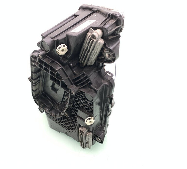 Volvo FH4B - كشافات - شاحنة: صور 3 Volvo FH4B - كشافات - شاحنة: صور 3