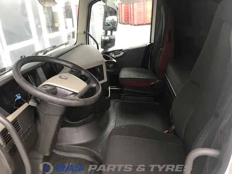 الكابينة والداخلية - شاحنة Volvo FH4: صور 7 الكابينة والداخلية - شاحنة Volvo FH4: صور 7