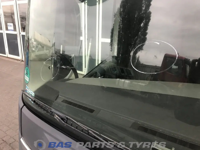 الكابينة والداخلية - شاحنة Volvo FH4: صور 16 الكابينة والداخلية - شاحنة Volvo FH4: صور 16