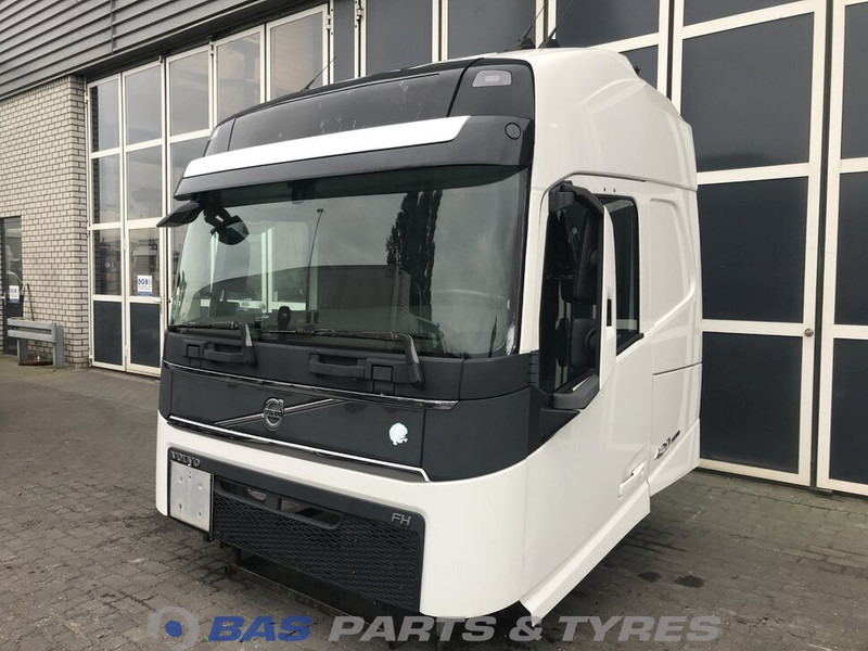 Volvo FH4 - الكابينة والداخلية - شاحنة: صور 1 Volvo FH4 - الكابينة والداخلية - شاحنة: صور 1