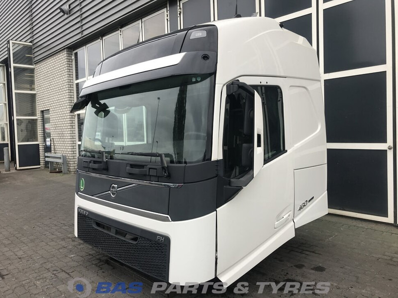 Volvo FH4 - الكابينة والداخلية - شاحنة: صور 1 Volvo FH4 - الكابينة والداخلية - شاحنة: صور 1
