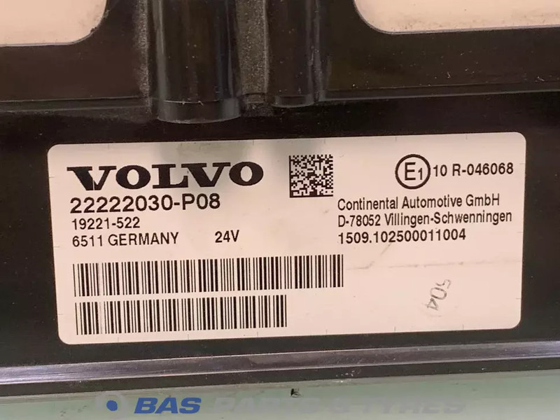 Volvo FH4 - لوحة القيادة - شاحنة: صور 3 Volvo FH4 - لوحة القيادة - شاحنة: صور 3
