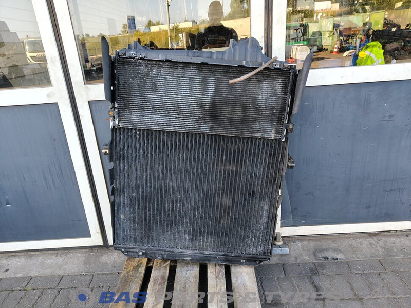 Volvo FH4 - المشعاع - شاحنة: صور 1 Volvo FH4 - المشعاع - شاحنة: صور 1