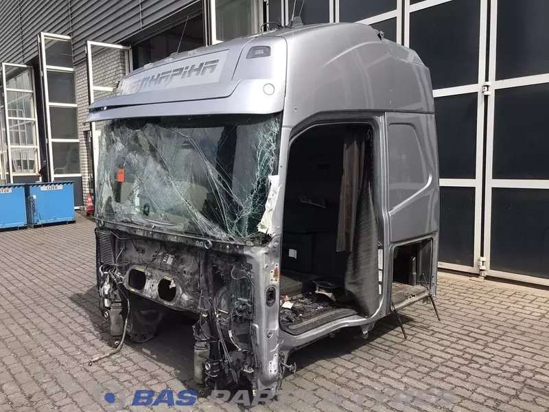 Volvo FH4 - الكابينة والداخلية - شاحنة: صور 1 Volvo FH4 - الكابينة والداخلية - شاحنة: صور 1
