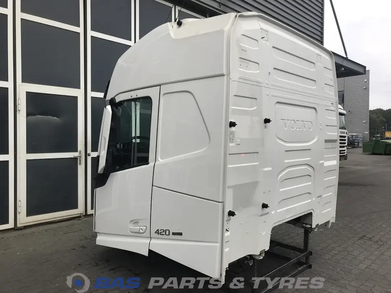 Volvo FH4 - الكابينة والداخلية - شاحنة: صور 3 Volvo FH4 - الكابينة والداخلية - شاحنة: صور 3