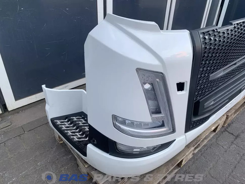 Volvo FM5 Bumper Volvo 21316576 - كأس مترعة - شاحنة: صور 3 Volvo FM5 Bumper Volvo 21316576 - كأس مترعة - شاحنة: صور 3