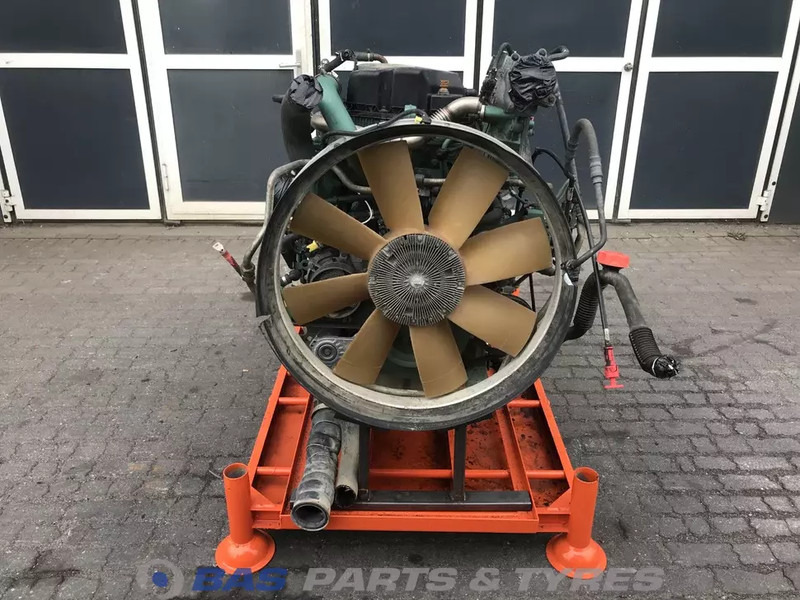 Volvo FMX Euro 6 Motor Volvo D11K 370 K1 85002113 - المحرك - شاحنة: صور 4 Volvo FMX Euro 6 Motor Volvo D11K 370 K1 85002113 - المحرك - شاحنة: صور 4