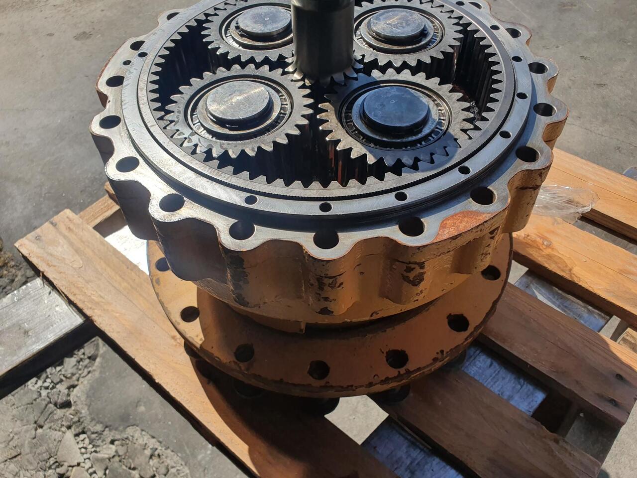 CARDILLA DELANTERA LIEBHERR L554-556 - نقل الحركة - آلات البناء: صور 3 CARDILLA DELANTERA LIEBHERR L554-556 - نقل الحركة - آلات البناء: صور 3