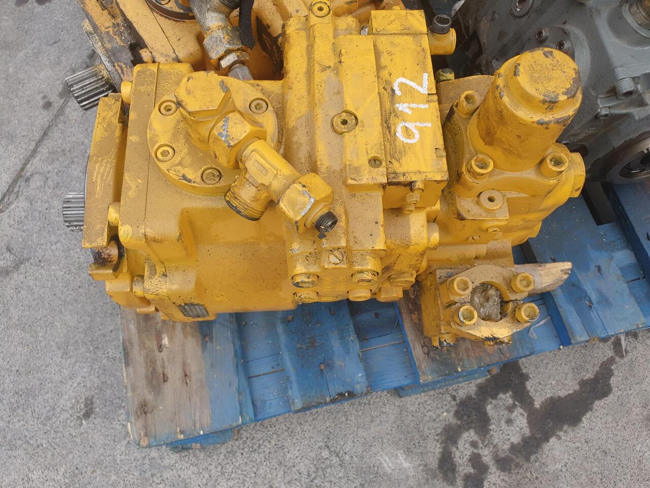 Motor de traslación LMV140 - محرك هيدروليكي - آلات البناء: صور 1 Motor de traslación LMV140 - محرك هيدروليكي - آلات البناء: صور 1