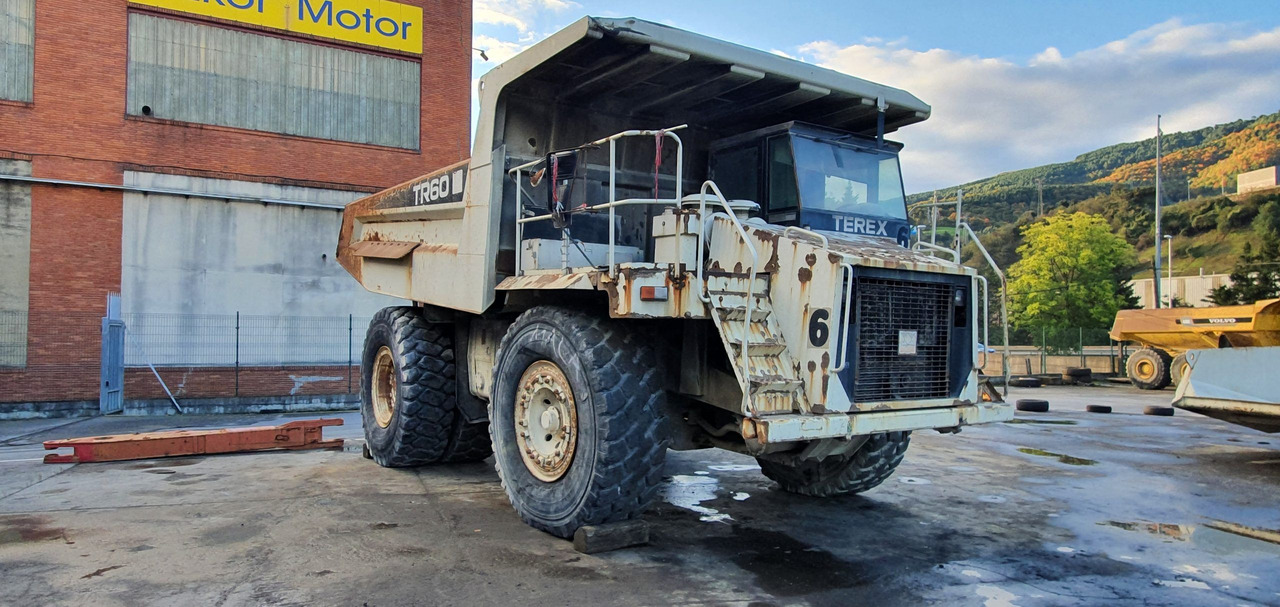 TEREX TR60 - شاحنة قلابة للمحاجر: صور 3 TEREX TR60 - شاحنة قلابة للمحاجر: صور 3