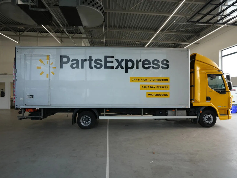 DAF LF 210 FA, 12t, Gesloten Bak, Laadklep 1,5t, Zijdeur, New Apk - بصندوق مغلق شاحنة: صور 5 DAF LF 210 FA, 12t, Gesloten Bak, Laadklep 1,5t, Zijdeur, New Apk - بصندوق مغلق شاحنة: صور 5