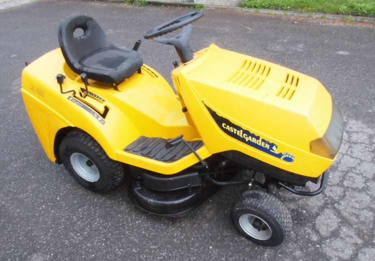 Kosiarka traktorek Castel Garden 13/92 2007 Kosiarka Castel Garden 13/92 - جزازة المروج: صور 1 Kosiarka traktorek Castel Garden 13/92 2007 Kosiarka Castel Garden 13/92 - جزازة المروج: صور 1