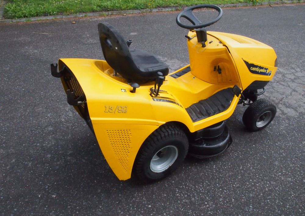 Kosiarka traktorek Castel Garden 13/92 2007 Kosiarka Castel Garden 13/92 - جزازة المروج: صور 5 Kosiarka traktorek Castel Garden 13/92 2007 Kosiarka Castel Garden 13/92 - جزازة المروج: صور 5