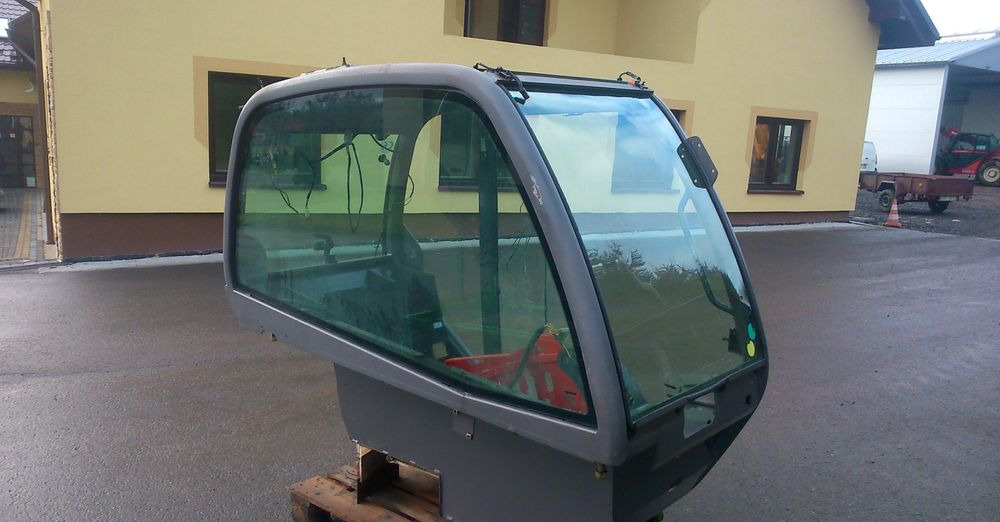 Ładowarka teleskopowa Manitou MT, MLT 2005 Kabina do Manitou - الكبائن - معدات المناولة: صور 3 Ładowarka teleskopowa Manitou MT, MLT 2005 Kabina do Manitou - الكبائن - معدات المناولة: صور 3