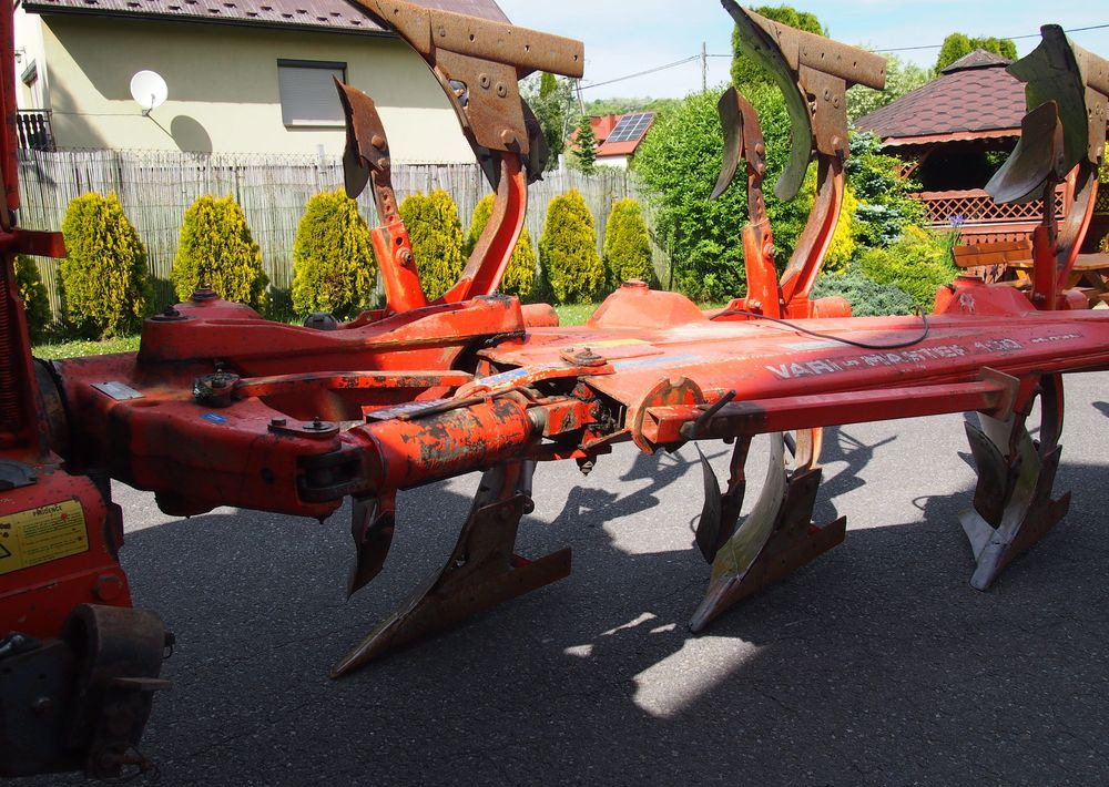 محراث Pług obrotowy Kuhn Kuhn Vari-Master 150 4+1 Pług obracany Kuhn Vari-Master 150 4+1: صور 11