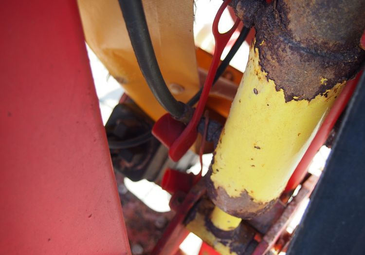 Rozsiewacz nawozów Lely 2 tony z wagą i komputerem wysiewającym - آلة رش الأسمدة: صور 5 Rozsiewacz nawozów Lely 2 tony z wagą i komputerem wysiewającym - آلة رش الأسمدة: صور 5