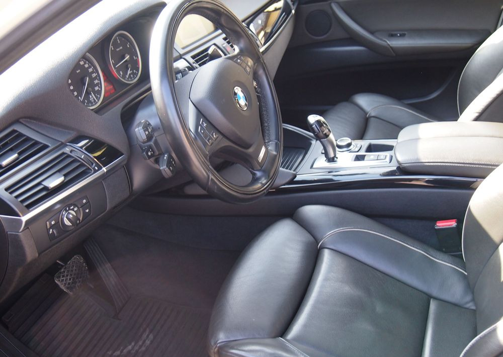 سيارة دفع رباعي Samochód BMW X6 e71 xdrive40d Individual 2012 Samochód BMW X6 Individual: صور 11