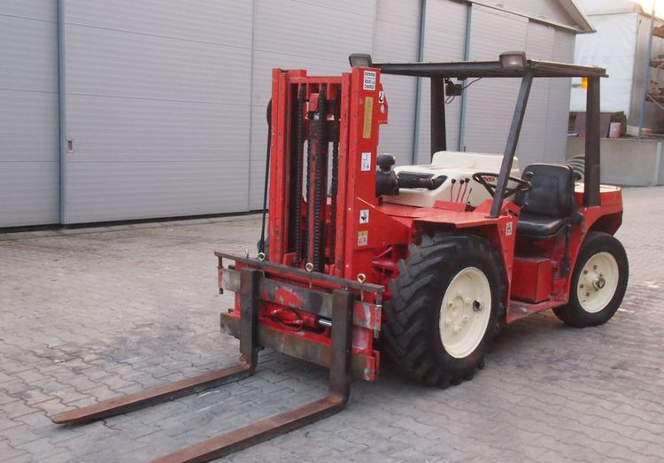 Wózek widłowy Manitou MC.20.HP 1992 - رافعة شوكية ديزل: صور 2 Wózek widłowy Manitou MC.20.HP 1992 - رافعة شوكية ديزل: صور 2