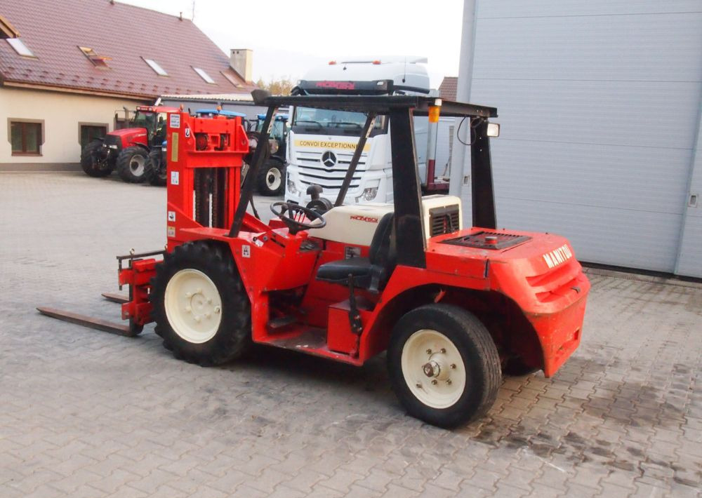 Wózek widłowy Manitou MC.20.HP 1992 - رافعة شوكية ديزل: صور 4 Wózek widłowy Manitou MC.20.HP 1992 - رافعة شوكية ديزل: صور 4