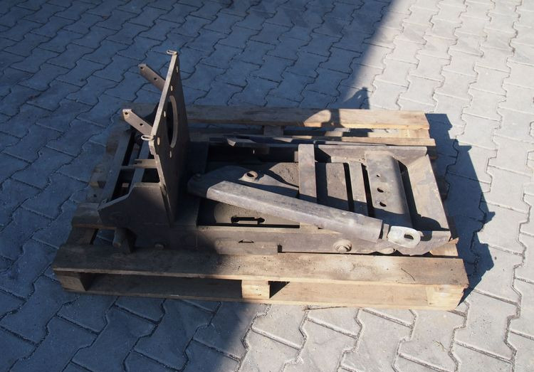 Zaczep Massey Ferguson 3000, 3100, 3600, 8100, 8200 2000 Zaczep dolny HITCH Massey Ferguson , CLAAS - قطع الغيار - الآلات والماكينات الزراعية: صور 5 Zaczep Massey Ferguson 3000, 3100, 3600, 8100, 8200 2000 Zaczep dolny HITCH Massey Ferguson , CLAAS - قطع الغيار - الآلات والماكينات الزراعية: صور 5