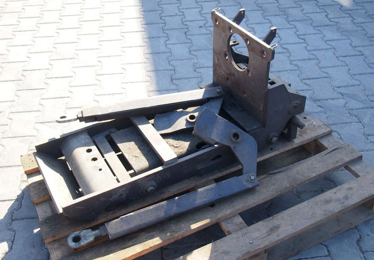 Zaczep Massey Ferguson 3000, 3100, 3600, 8100, 8200 2000 Zaczep dolny HITCH Massey Ferguson , CLAAS - قطع الغيار - الآلات والماكينات الزراعية: صور 2 Zaczep Massey Ferguson 3000, 3100, 3600, 8100, 8200 2000 Zaczep dolny HITCH Massey Ferguson , CLAAS - قطع الغيار - الآلات والماكينات الزراعية: صور 2