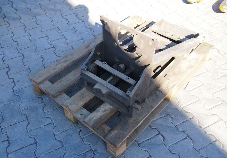 Zaczep Massey Ferguson 3000, 3100, 3600, 8100, 8200 2000 Zaczep dolny HITCH Massey Ferguson , CLAAS - قطع الغيار - الآلات والماكينات الزراعية: صور 3 Zaczep Massey Ferguson 3000, 3100, 3600, 8100, 8200 2000 Zaczep dolny HITCH Massey Ferguson , CLAAS - قطع الغيار - الآلات والماكينات الزراعية: صور 3