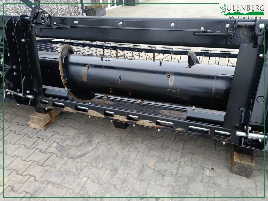 معدات آلة حصاد Claas Swath Up 450: صور 13 معدات آلة حصاد Claas Swath Up 450: صور 13