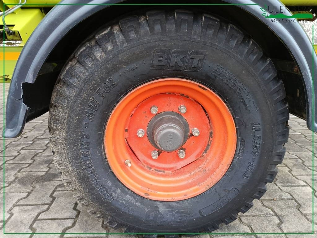 معدات آلة حصاد Claas Vario 900: صور 11