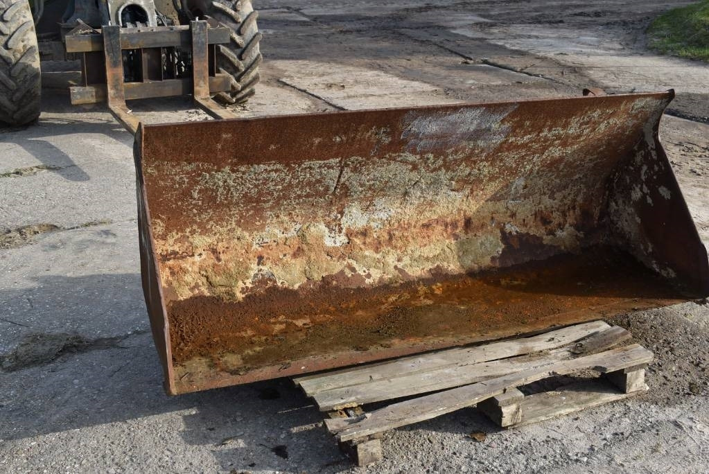 Lyzki do ladowarki Jcb,case,cat, Manitou - بكت - آلات البناء: صور 5 Lyzki do ladowarki Jcb,case,cat, Manitou - بكت - آلات البناء: صور 5