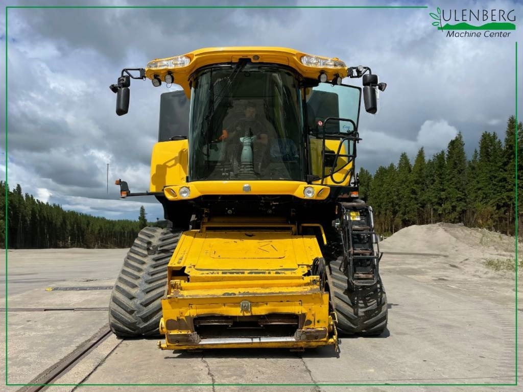 New Holland CR9090 - حصادة شاملة: صور 2 New Holland CR9090 - حصادة شاملة: صور 2